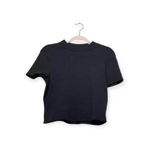 Women’s Aritzia Babaton cropped, Mockneck, ribbed black contour shirt, size 2XL